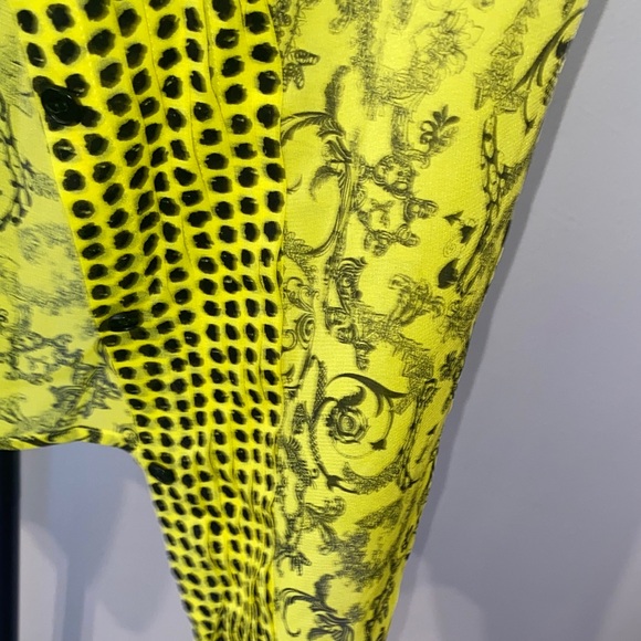 Versace Neon Yellow and Black Patterned Blouse - Picture 15 of 16